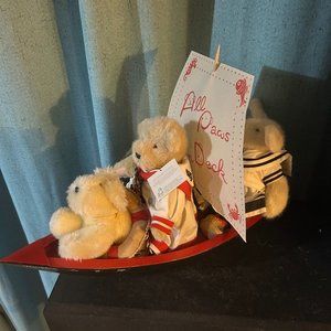 All Paws On Deck, Muffy (Bear), Hoppy (Bear), Lulu (Dog), and Boat,